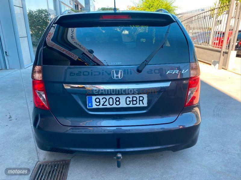 Honda FR-V 1.8 iVTEC Executive Auto de 2008 con 200.000 Km por 6.500 EUR. en Madrid