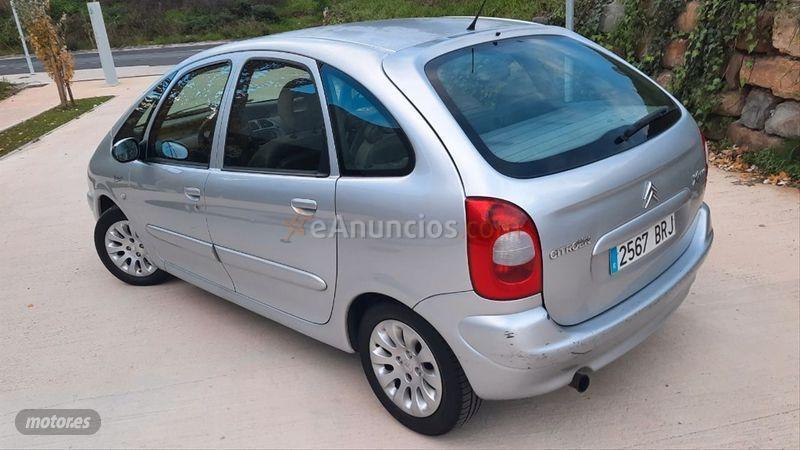Citroen Xsara Picasso 2.0 HDI SX de 2004 con 88.000 Km por 1.999 EUR. en Barcelona