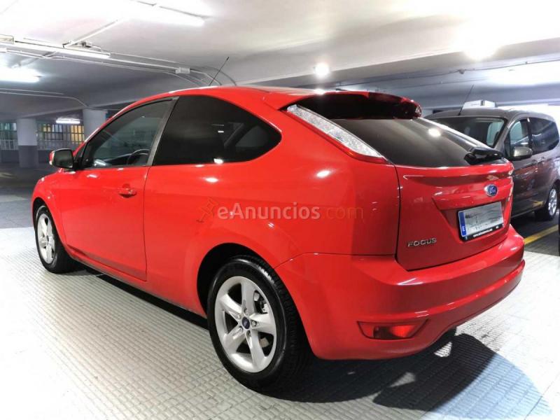 Ford Focus 1.6 Trend 100cv. Impecable Como nuevo. 