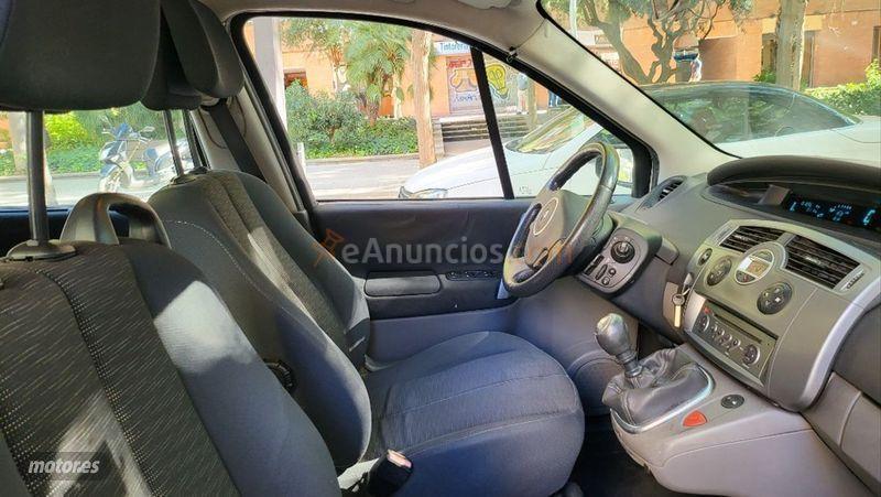 Renault Grand Scenic Exception 7 plazas 2.0dCi EU4 de 2008 con 150.000 Km por 3.990 EUR. en Barcelona