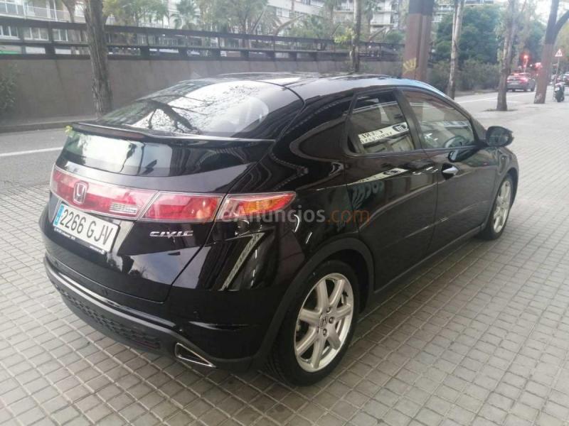 Honda Civic 1.8 iVTEC Executive Piel Nav 