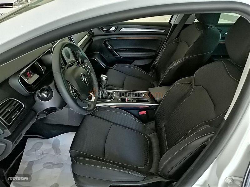 Renault Megane S.T. Zen TCe 103 kW 140CV GPF de 2019 con 61.002 Km por 15.950 EUR. en Madrid