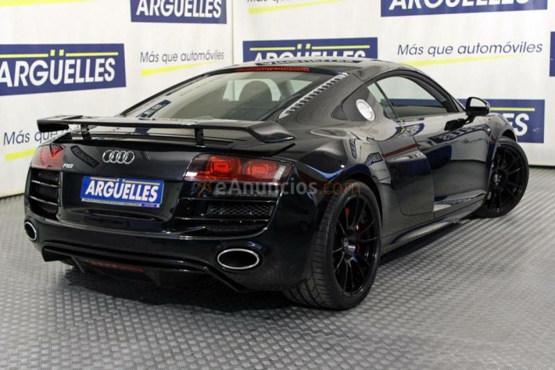 Audi R8 5.2 FSI V10 Quattro 525cv Nacional 