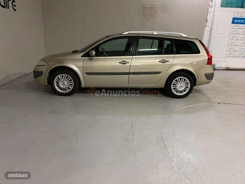Renault Megane Grand Tour Privilege 1.9dCi de 2008 con 200.000 Km por 4.800 EUR. en La Coruna
