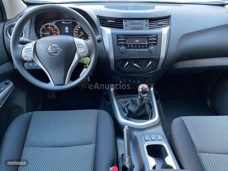 Nissan Navara Doble Cab. 2.3dCi 120kW160CV Visia de 2021 con 10 Km por 27.600 EUR. en Pontevedra