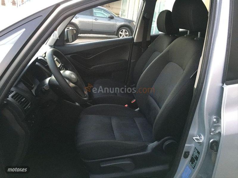 Hyundai iX20 1.4 CRDI GL 77cv Classic de 2011 con 226.000 Km por 6.300 EUR. en Murcia