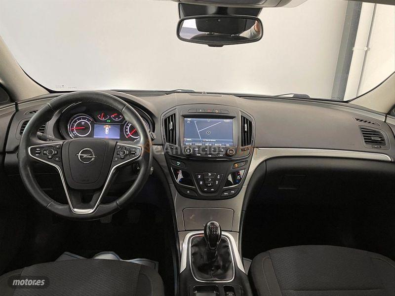 Opel Insignia ST 1.6 CDTI SS ecoFLEX 136 CV Selective de 2016 con 126.000 Km por 11.999 EUR. en Madrid