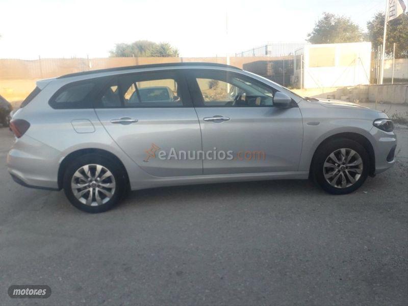Fiat Tipo SW 1.3 Multijet 70kW 95CV Mirror de 2020 con 34.540 Km por 12.900 EUR. en Malaga