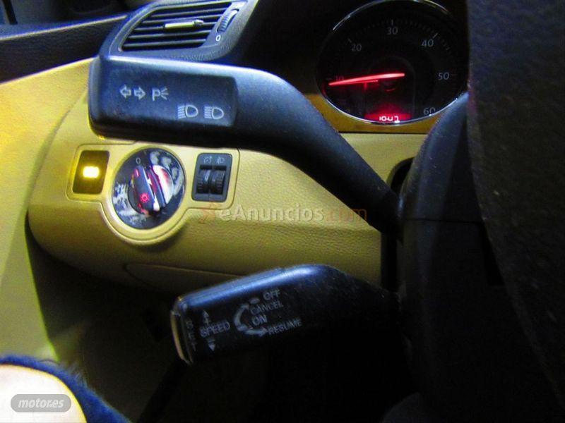 Volkswagen Passat Variant 2.0 TDI 140cv Highline DSG de 2006 con 360.654 Km por 2.320 EUR. en Madrid