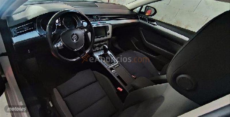 Volkswagen Passat Variant RLine Exc 2.0 TDI 110kW BMT DSG de 2017 con 179.800 Km por 18.990 EUR. en La Coruna