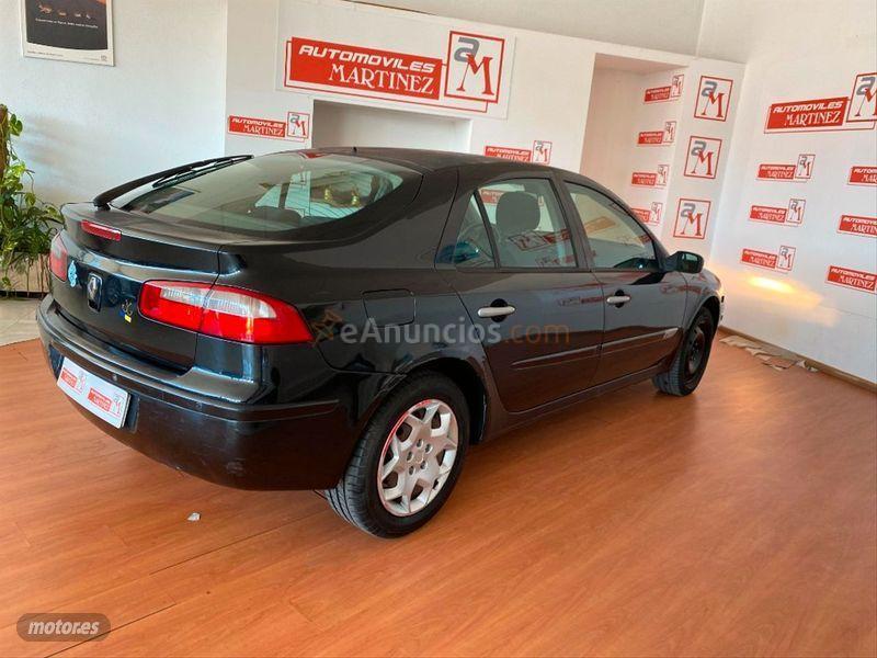 Renault Laguna Grand Tour Pack Expr. 1.9dCi 95CV E4 de 2005 con 278.000 Km por 1.500 EUR. en Sevilla