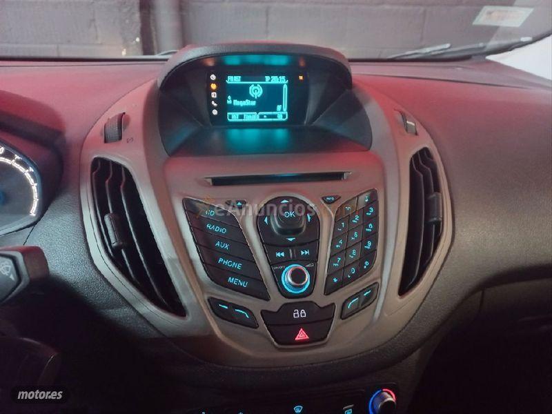 Ford Tourneo Courier 1.5 TDCi 75cv Trend de 2015 con 76.299 Km por 10.900 EUR. en Barcelona