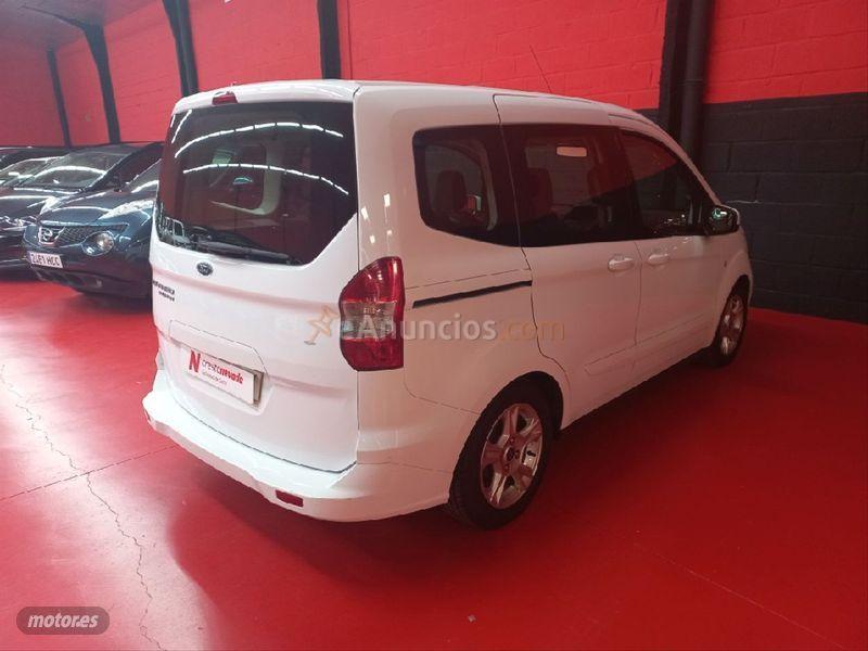 Ford Tourneo Courier 1.5 TDCi 75cv Trend de 2015 con 76.299 Km por 10.900 EUR. en Barcelona