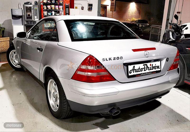 Mercedes Clase SLK SLK 200 de 1998 con 178.000 Km por 3.990 EUR. en Barcelona