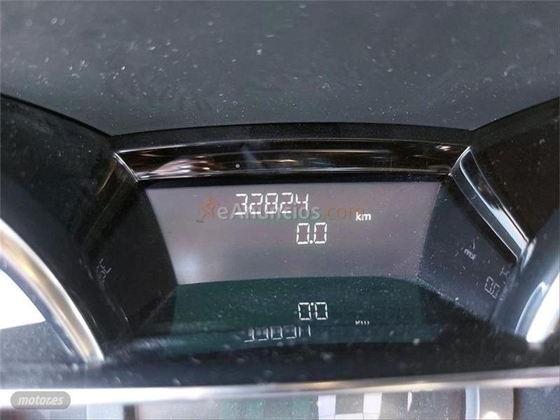 Renault Clio Sp. T. Zen TCe 66kW 90CV 18 de 2019 con 32.824 Km por 17.300 EUR. en Barcelona