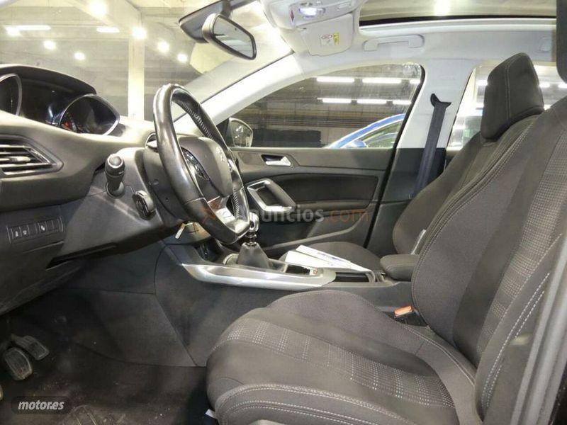 Peugeot 308 SW Allure 1.6 BlueHDI 120 de 2016 con 110.000 Km por 14.690 EUR. en Madrid