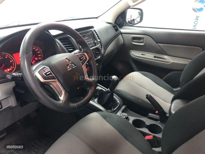 Mitsubishi L 200 DC 250 DID MPro de 2018 con 116.509 Km por 22.850 EUR. en Sevilla