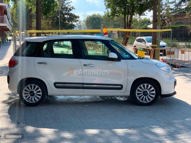 Fiat 500L 1.4 16v 95CV Lounge de 2013 con 88.000 Km por 8.900 EUR. en Barcelona