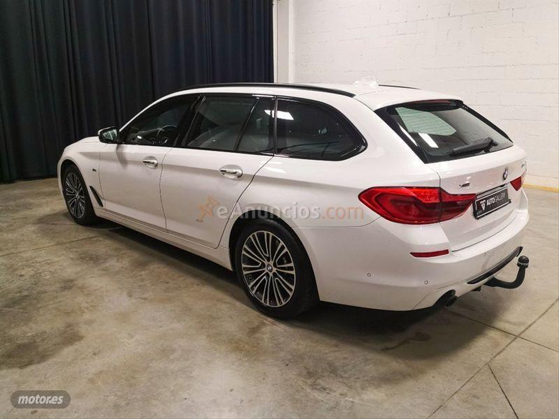 BMW Serie 5 530dA xDrive Touring de 2017 con 70.900 Km por 41.300 EUR. en Madrid