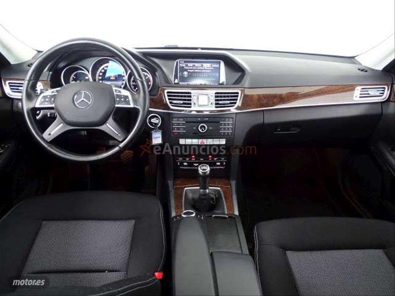 Mercedes Clase E E 200 BlueTEC Elegance Estate de 2015 con 56.897 Km por 22.940 EUR. en Sevilla