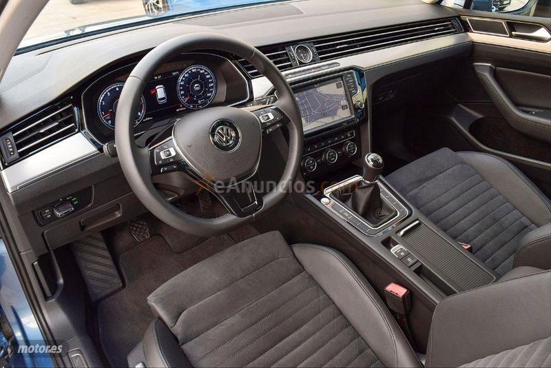 Volkswagen Passat Variant Sport 1.4 TSI ACT 150CV BMT de 2016 con 66.800 Km por 19.900 EUR. en Madrid