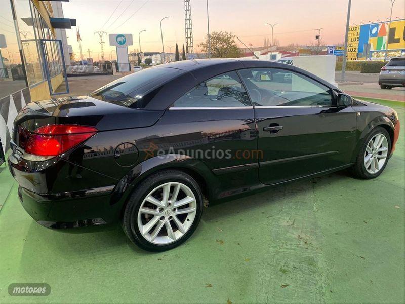 Opel Astra Twin Top 1.9 CDTi Cosmo de 2007 con 219.000 Km por 1.800 EUR. en Albacete