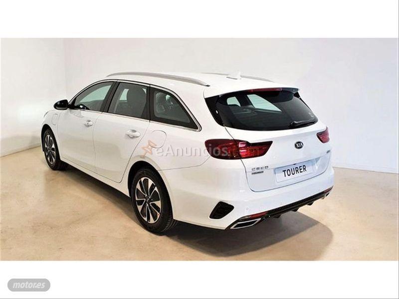 Kia Ceed SW Tourer 1.6 GDi PHEV 104kW 141CV eDrive de 2021 por 24.500 EUR. en Valladolid