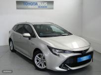 Toyota Corolla 1.8 125H ACTIVE TECH ECVT TOU SPORT de 2021 con 7.648 Km por 21.990 EUR. en Valladolid