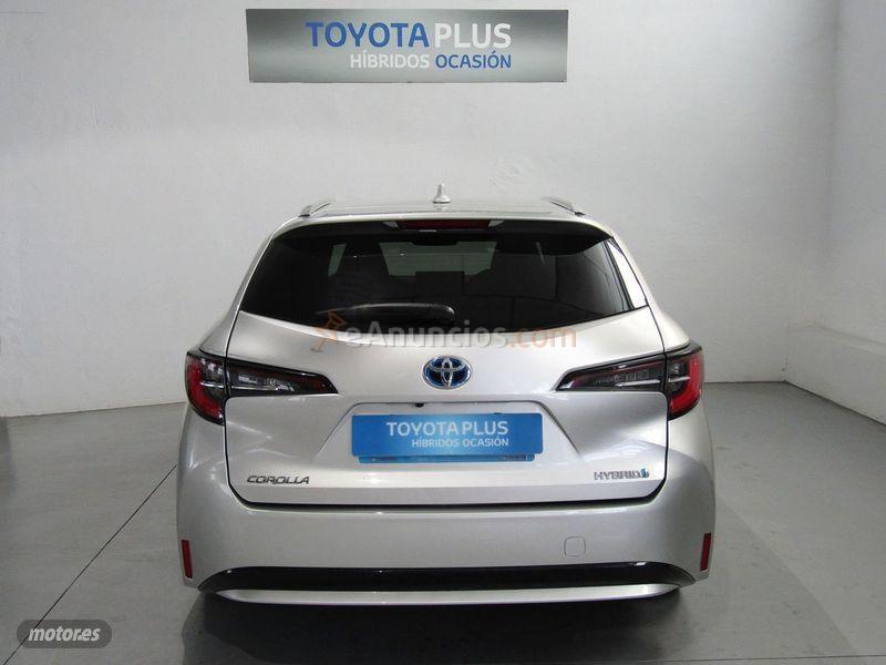 Toyota Corolla 1.8 125H ACTIVE TECH ECVT TOU SPORT de 2021 con 7.648 Km por 21.990 EUR. en Valladolid