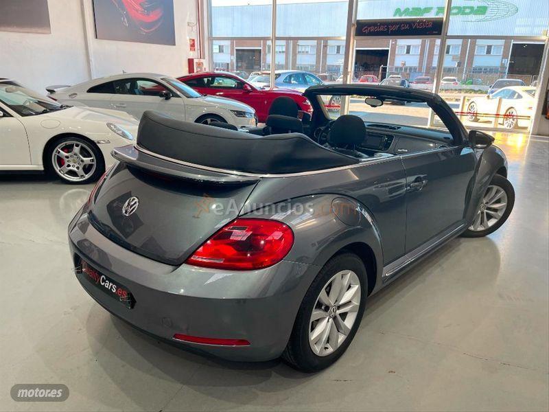 Volkswagen Beetle Cabrio Design 2.0 TDI 110CV BMT de 2016 con 63.000 Km por 21.900 EUR. en Alicante