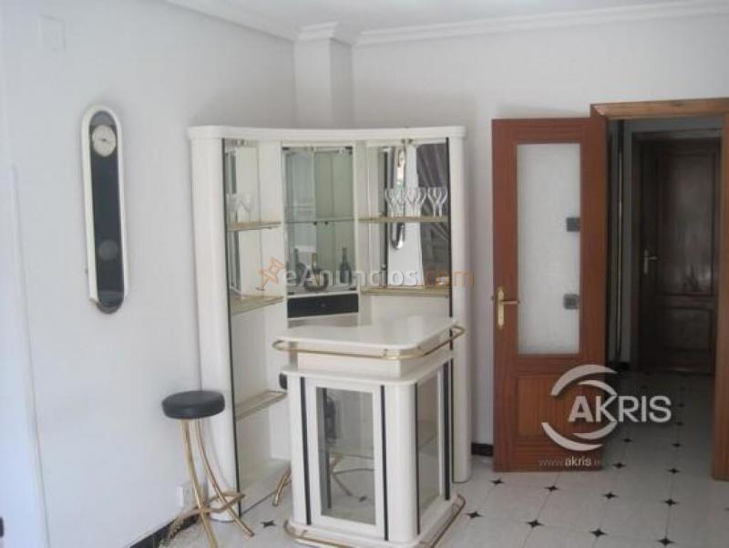 Piso totalmente amueblado con garaje y trastero