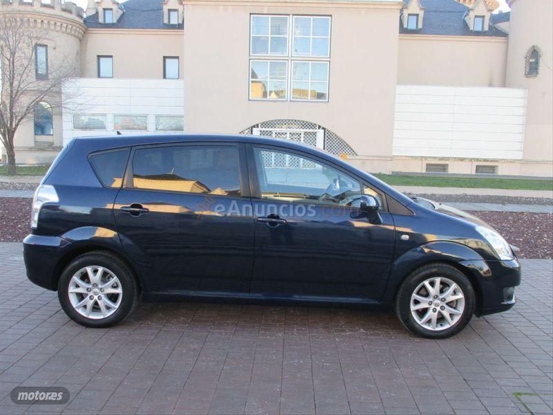 Toyota Corolla Verso 1.8 VVTi Luna de 2009 con 198.000 Km por 4.990 EUR. en Madrid