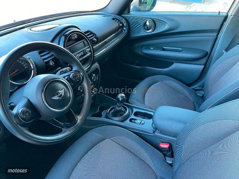 Mini Clubman ONE D de 2017 con 91.000 Km por 16.950 EUR. en Cadiz