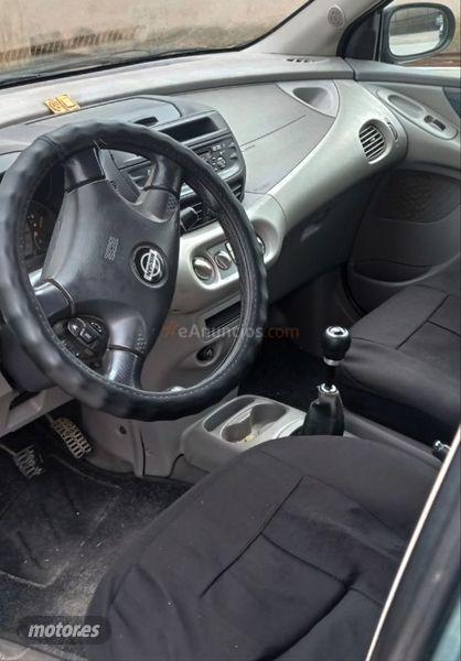 Nissan Almera tino 2.2dCi 112 Visia de 2003 con 229.000 Km por 999 EUR. en Murcia