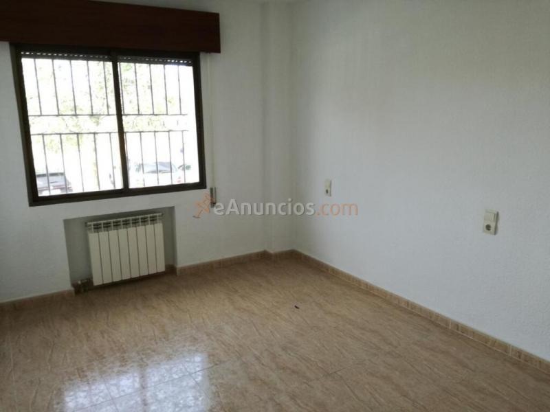 Piso con garaje y trastero en Santa Teresa, Toledo