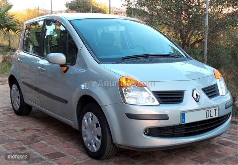 Renault Modus Confort Dynamique 1.4 16v de 2005 con 76.000 Km por 3.450 EUR. en Barcelona