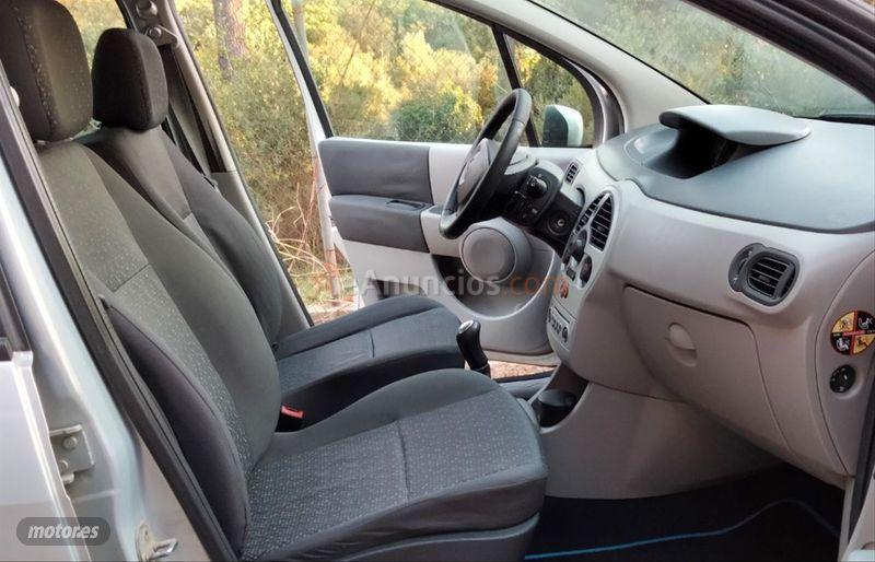 Renault Modus Confort Dynamique 1.4 16v de 2005 con 76.000 Km por 3.450 EUR. en Barcelona