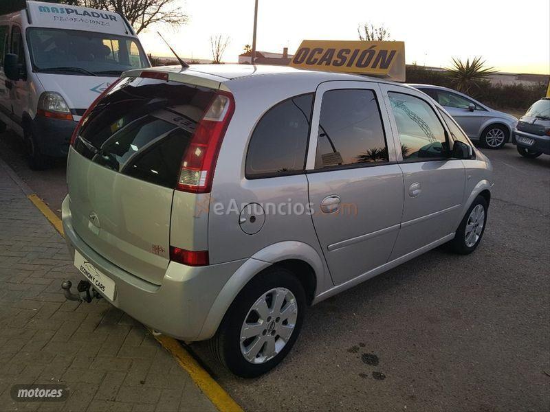 Opel Meriva Essentia 1.7 DTI de 2005 con 128.000 Km por 1.999 EUR. en Sevilla