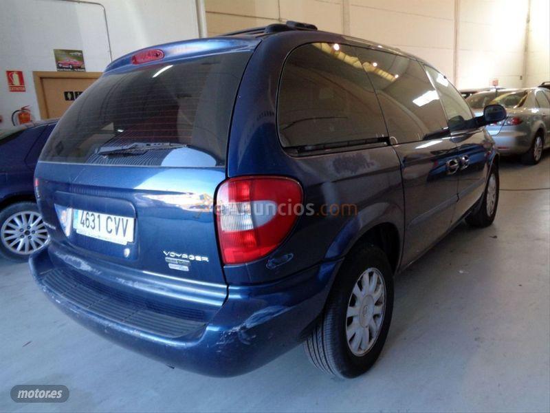 Chrysler Voyager LX 2.5 CRD de 2004 con 177.121 Km por 1.980 EUR. en Toledo