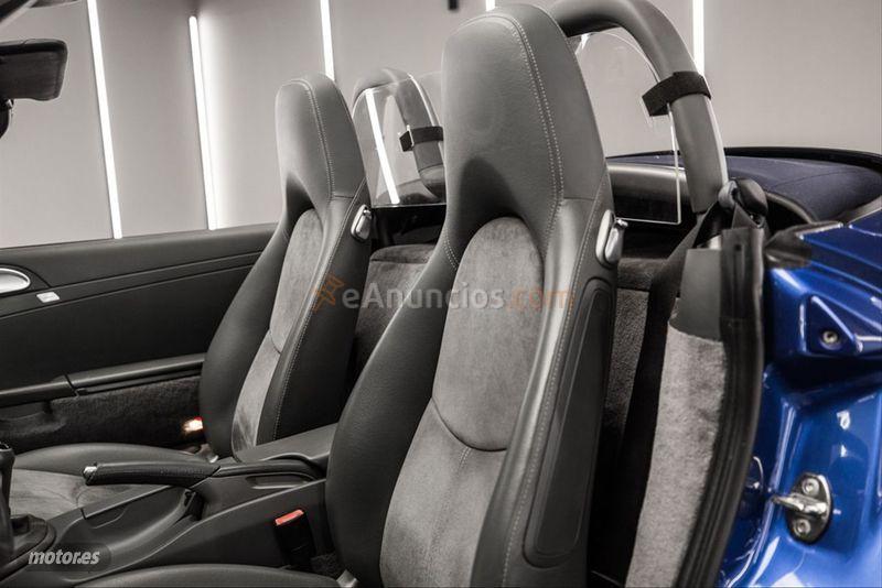 Porsche Boxster 2.7 de 2007 con 104.500 Km por 27.999 EUR. en Alicante