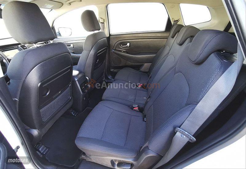 Kia Carens 1.6 GDi Drive de 2016 con 89.000 Km por 14.500 EUR. en Sevilla