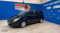Renault Grand Espace INITIALE 3.0 dCi 24v AUTO de 2004 con 206.000 Km por 3.500 EUR. en Salamanca