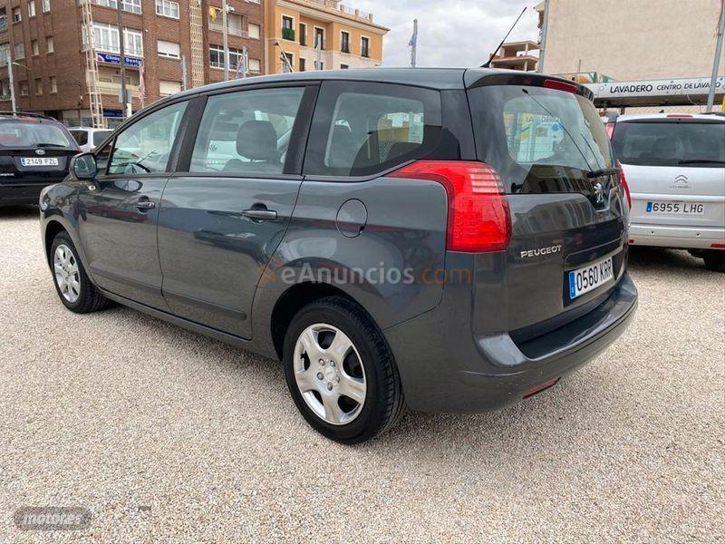 Peugeot 5008 Confort 1.6 HDI 110 FAP de 2010 con 182.000 Km por 6.000 EUR. en Alicante