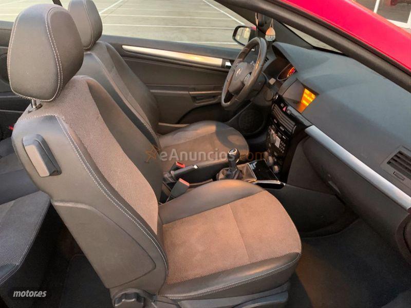 Opel Astra Twin Top 1.9 CDTi Cosmo de 2009 con 169.000 Km por 4.500 EUR. en Barcelona