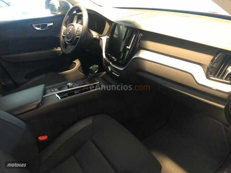 Volvo XC 60 XC60 D4 AWD Momentum Automatico de 2018 con 70.000 Km por 37.900 EUR. en Madrid