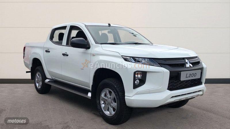 Mitsubishi L 200 DC 220 DID MPro de 2021 por 29.295 EUR. en Madrid