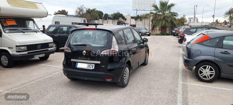 Renault Scenic Selection dCi 95 eco2 de 2015 con 259.987 Km por 4.999 EUR. en Alicante