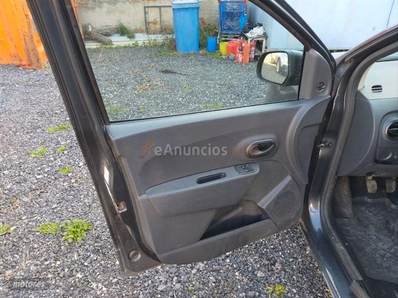 Dacia Lodgy Ambiance dCi 66kW 90CV 5Pl 2017 de 2017 con 170.000 Km por 7.355 EUR. en Madrid