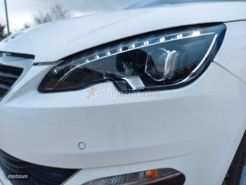 Peugeot 308 SW Allure 2.0 BlueHDi 150 de 2016 con 179.669 Km por 10.990 EUR. en Badajoz