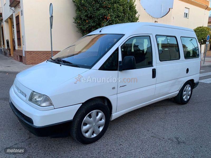 Citroen Jumpy JUMPY 1.9 D COMBI CONFORT 8PL. de 2002 con 234.138 Km por 2.999 EUR. en Sevilla